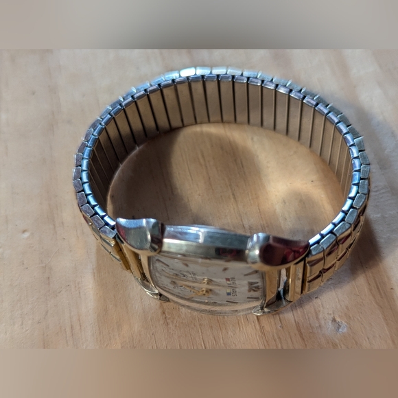 (936)Vintage Benrus 10K Gold Filled Tank style watch sub second Fancy lugs - Picture 4 of 10